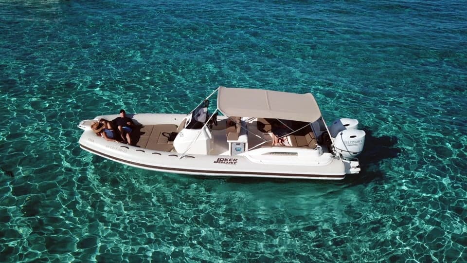 Joker Clubman 28 "Tina" Semirígida en alquiler Ibiza