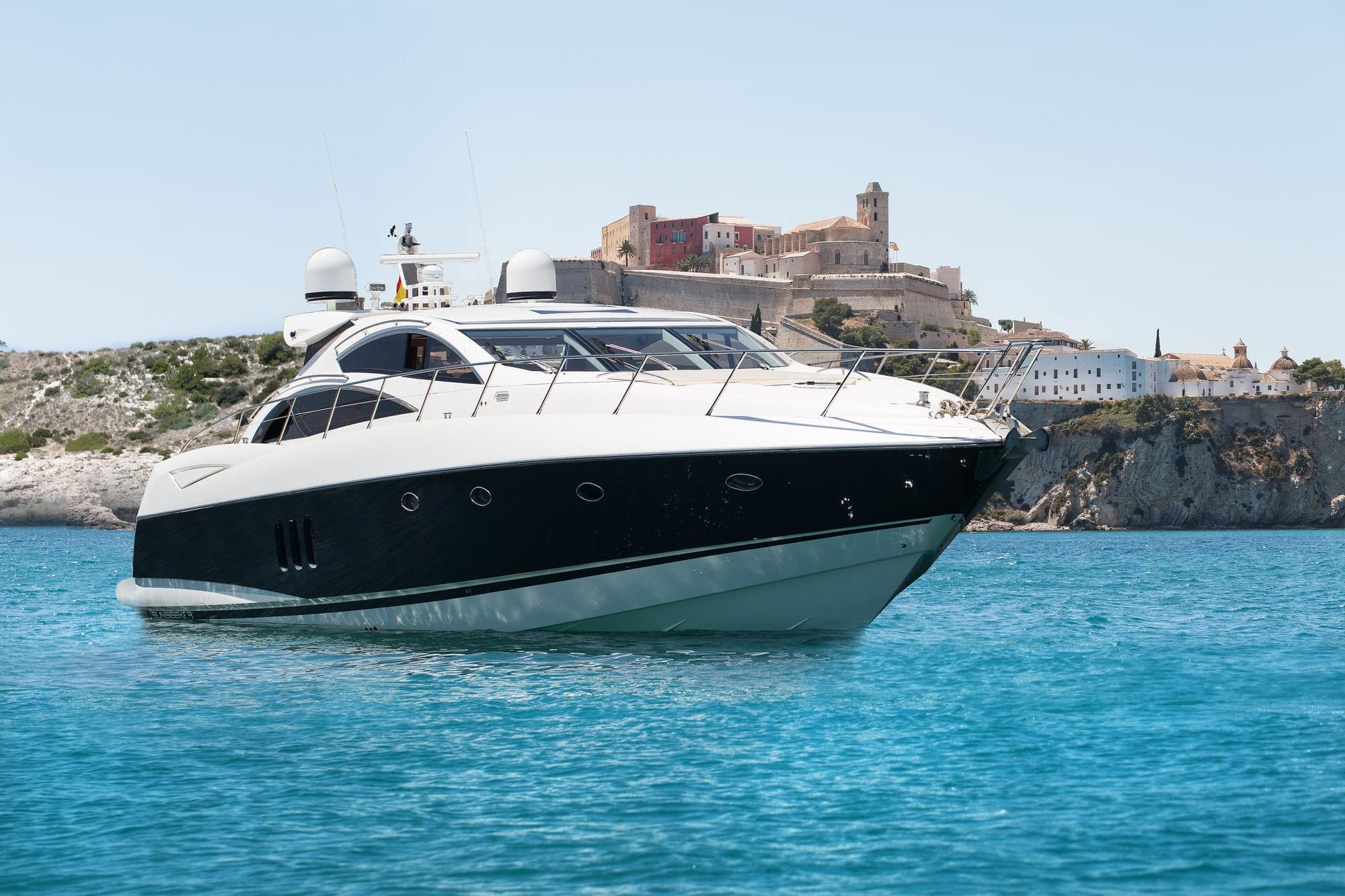 Sunseeker Predator 72 "Number 9" Yate en alquiler Ibiza