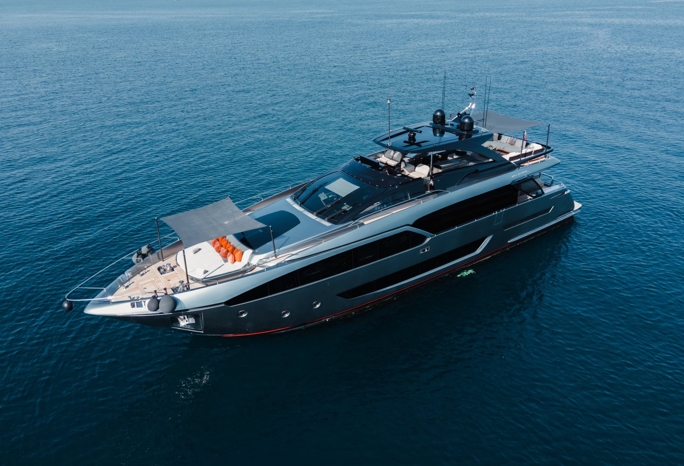 Riva Argo 90 "Ella" Yate en alquiler Ibiza