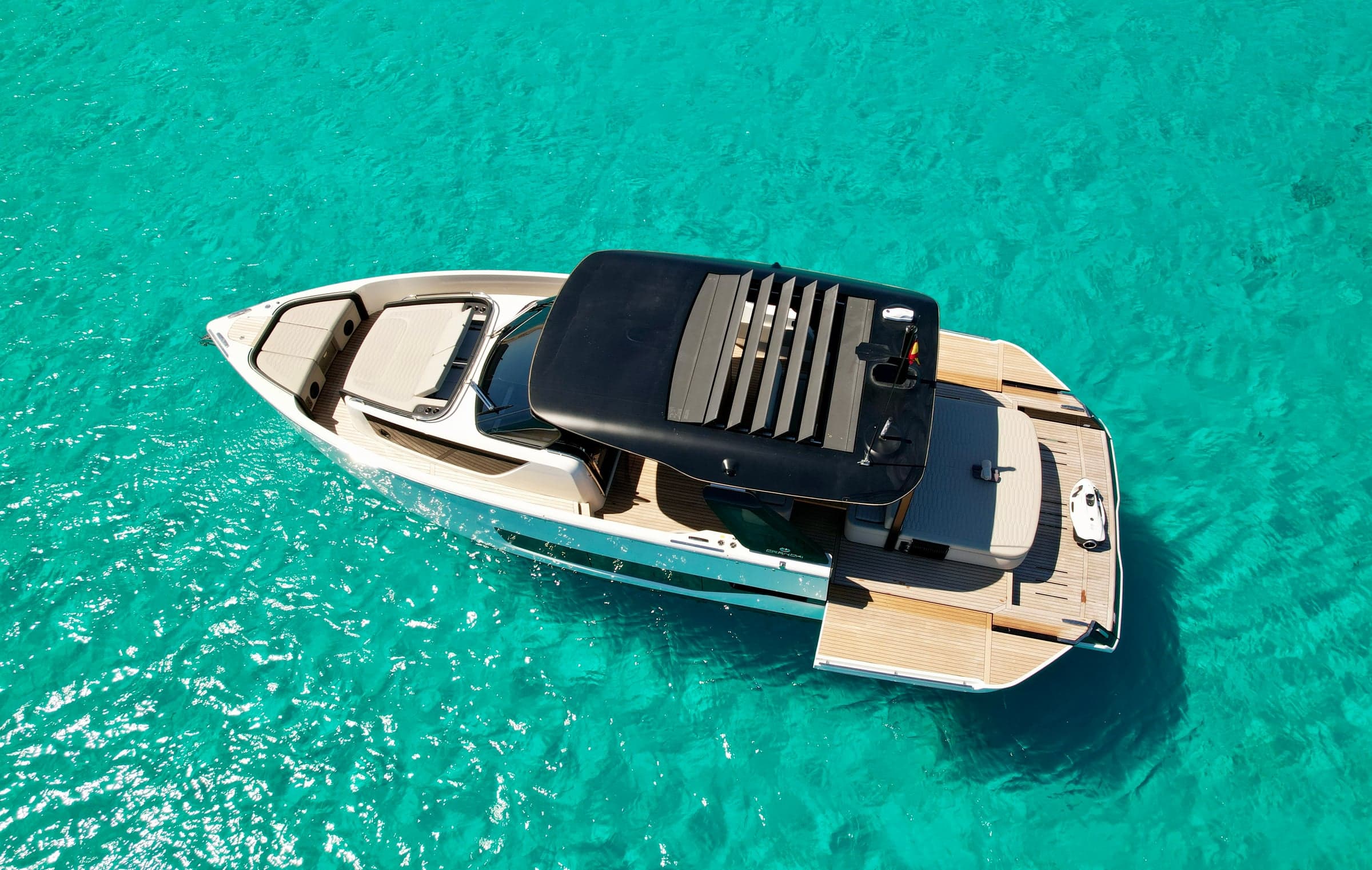 Cranchi A46 "Just Unique" Yate en alquiler Ibiza