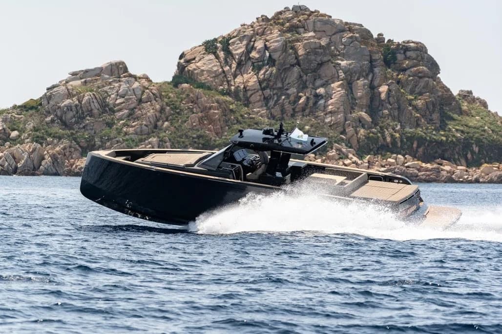 Pardo 50 "Salty Spirit" alquiler yate Ibiza