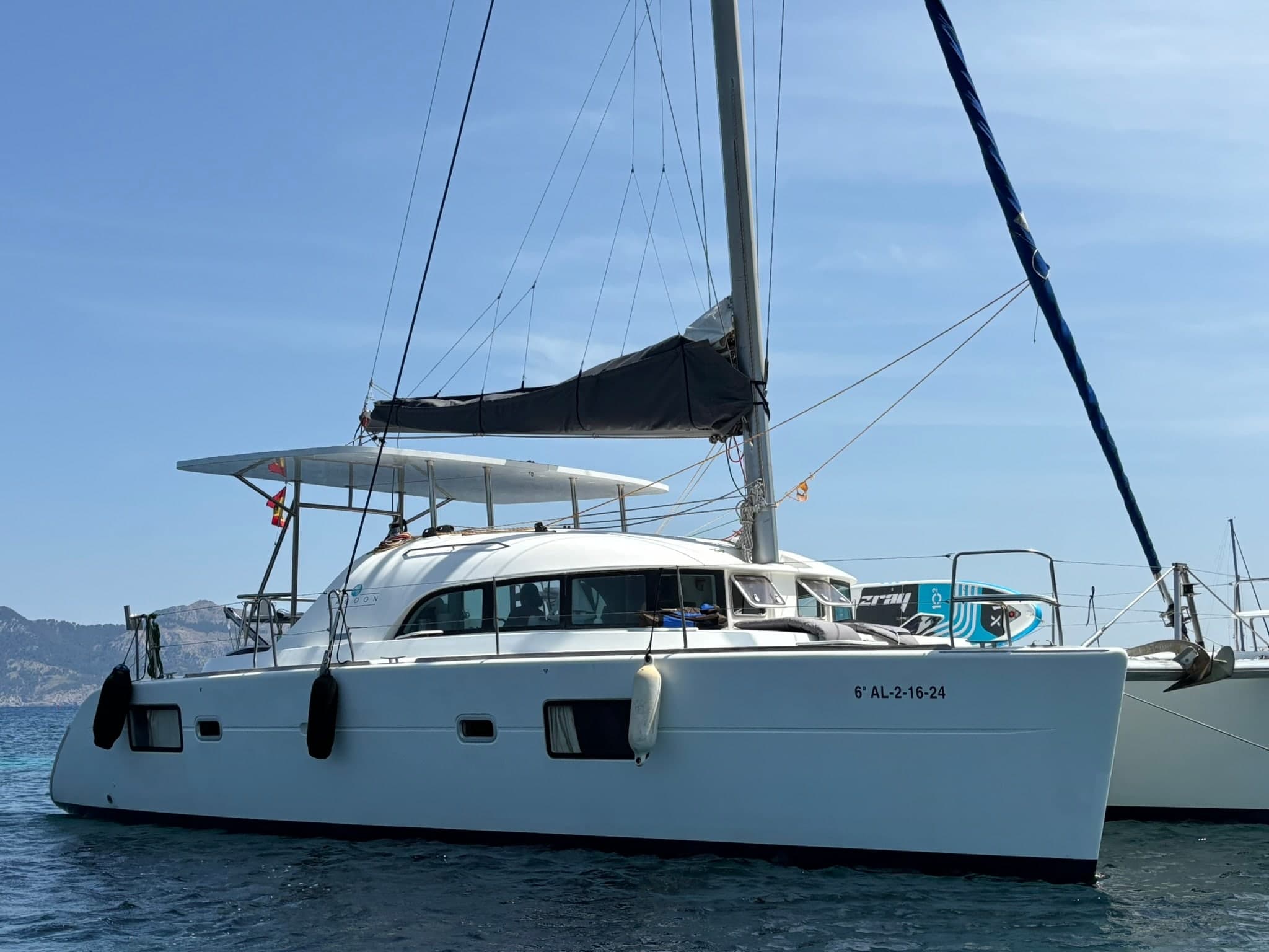 Lagoon 38 S2 alquiler catamarán Ibiza
