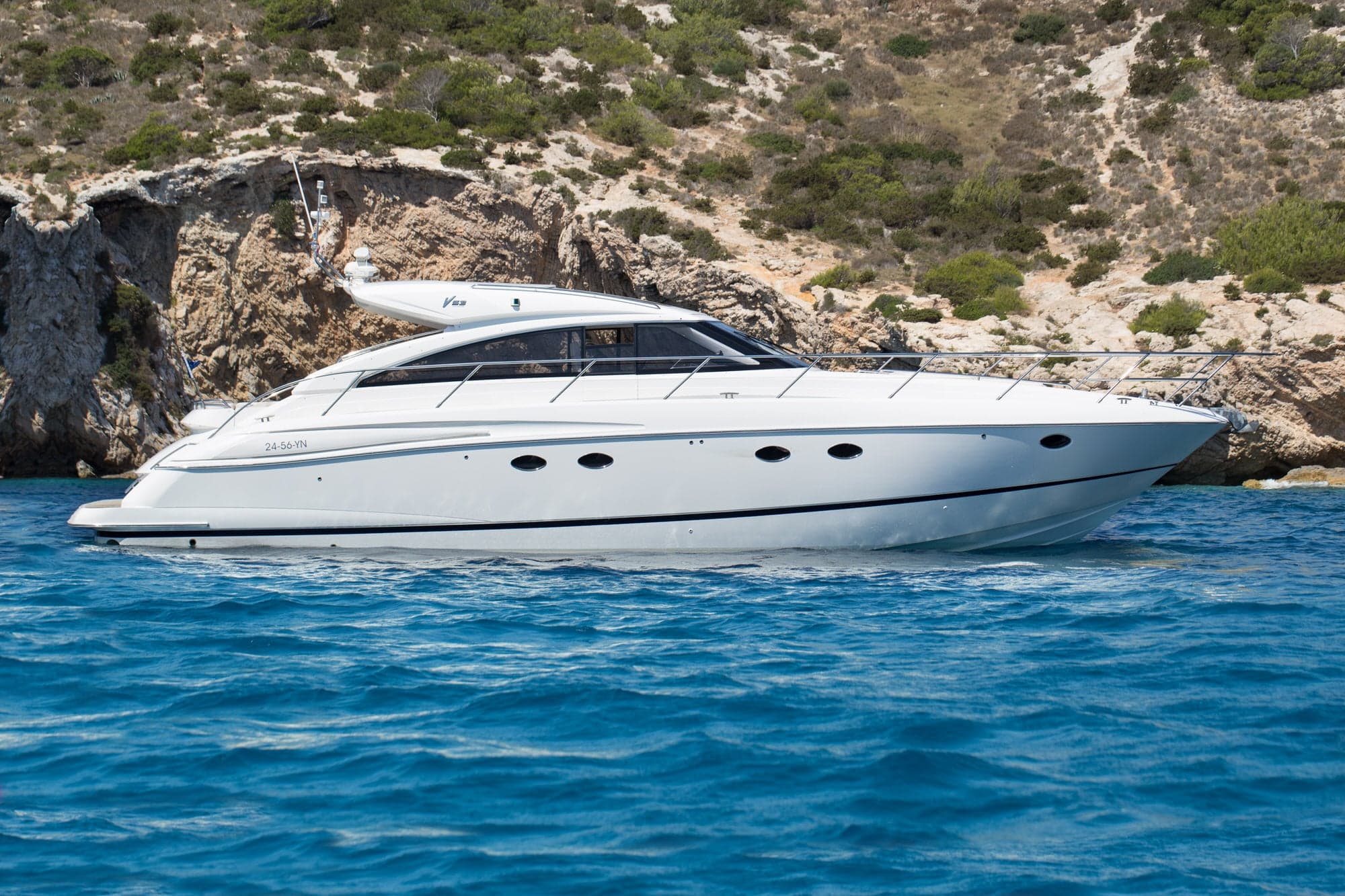 Princess V53 "Manbero" Yate en alquiler Ibiza